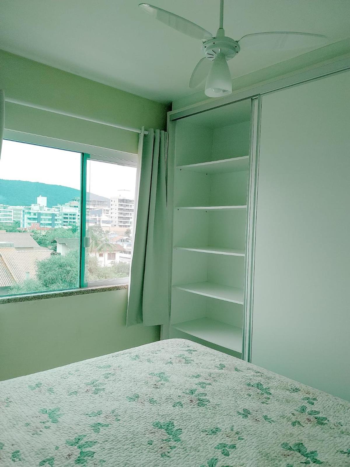 3 Quartos A 280m Da C Roupa De Cama - Sacada Com Churrasqueira - Climatizado - 10 Min A Pe Da Passarela Do Ribeiro E Acesso A De Bombinhas - 5 Min A Pe De Supermercados - Ate 8 Pessoas, Ideal P Familias, Grupos, Criancas * Bombas